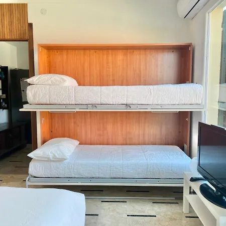 Ariston Terrace Apartmán *